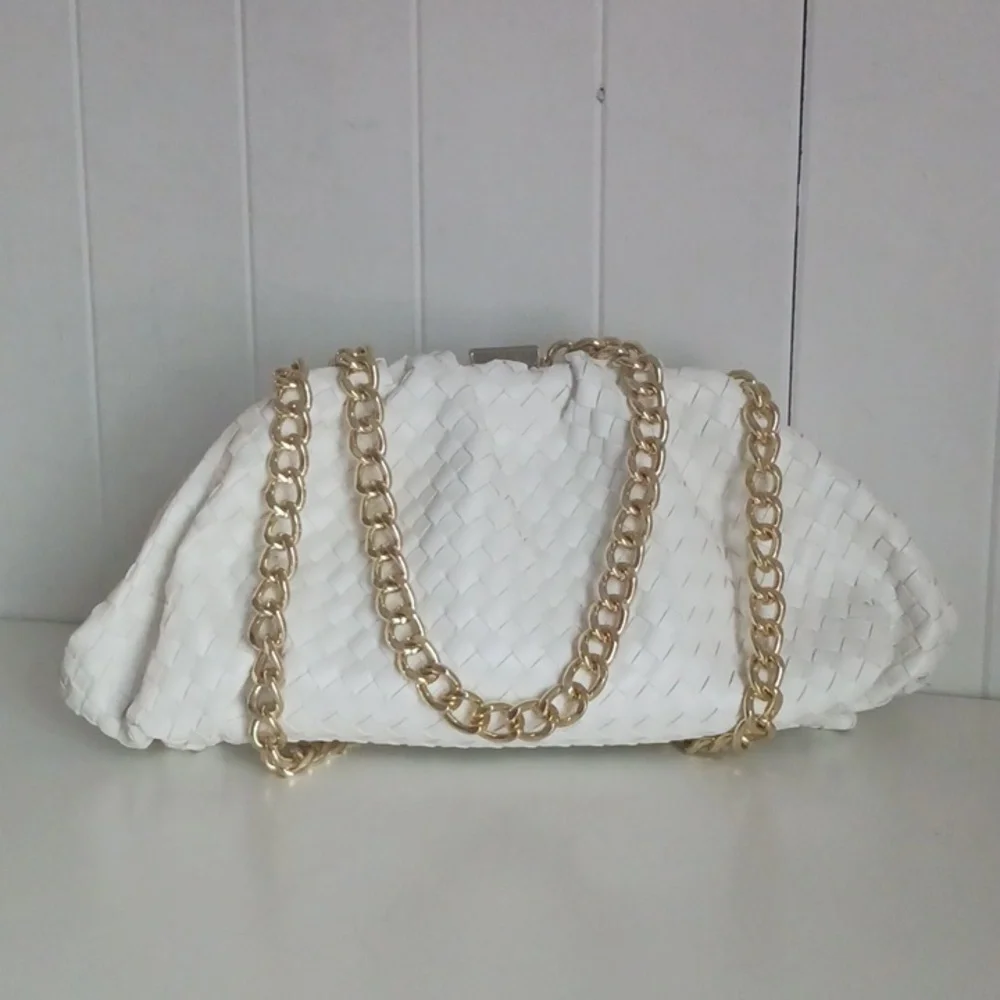 WHBM White Woven Chain Strap Shoulder Bag. - Picture 7 of 8